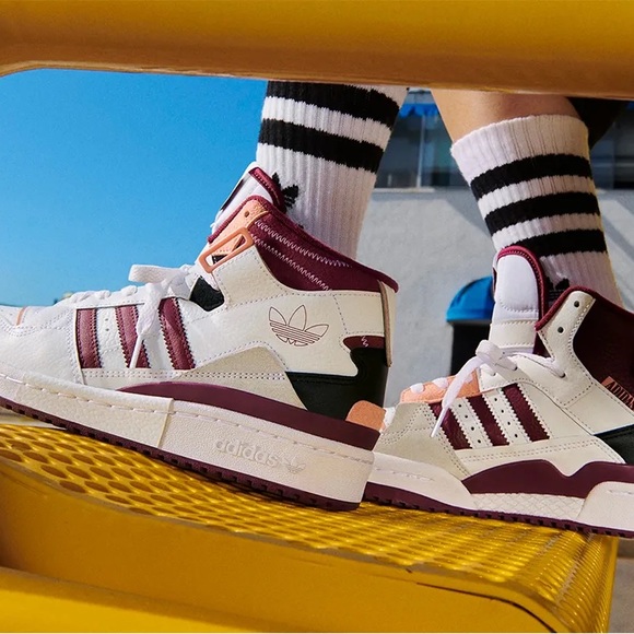 adidas Forum Exhibit Mid Cloud White / Victory Crimson / Ambient Blush - Picture 3 of 16